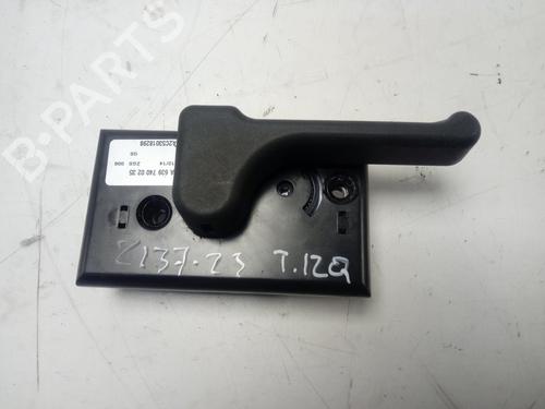 Used Rear left interior door handle MERCEDES-BENZ VIANO (W639) CDI 2.2 (639.811, 639.813, 639.815, 639.711, 639.713) (136 hp) 30906629