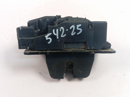 Used Tailgate lock PEUGEOT 3008 II SUV (MC_, MR_, MJ_, M4_) [2016-2026]  31951500