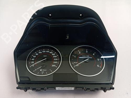 Used Instrument cluster BMW 1 (F21) 116 d (116 hp) 30931990