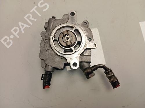 Pompe à vide VW TOUAREG (7LA, 7L6, 7L7) 5.0 R50 TDI (350 hp) 23527751