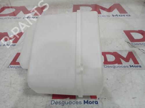 Windscreen washer tank LAND ROVER RANGE ROVER III (L322) 3.0 D 4x4 | BP12672949C113 