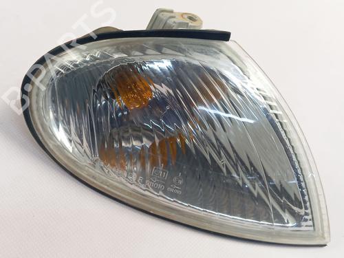Used Right front indicator Right front indicator 37261773 37261773