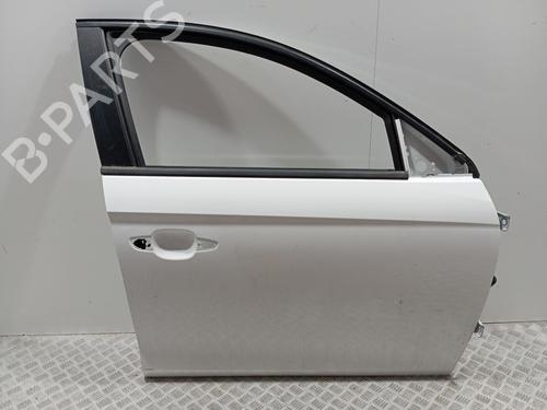 Used Right front door Right front door 37155304 37155304