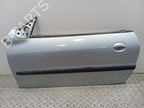Used Left front door PEUGEOT 206 CC (2D) 1.6 16V (2DNFUF, 2DNFUR) (109 hp) 27636279