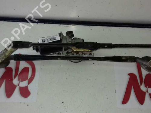Used Front wiper motor KIA CERATO I Hatchback (LD) 1.6 (105 hp) 15231168