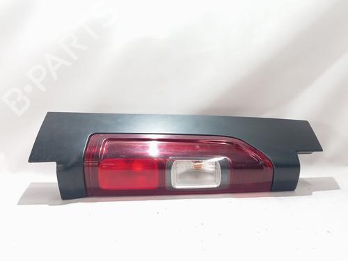 left-taillight-renault-trafic-iii-van-fg_-2014-36990473 main image