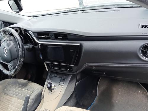 Right rear window switch TOYOTA AURIS (_E18_) 1.8 Hybrid (ZWE186_, ZWE186R) | BP15827385I28