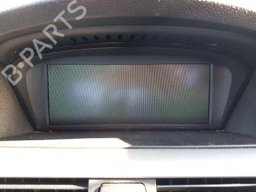 Used Display monitor BMW 3 (E90) 325 d (204 hp) 30370494