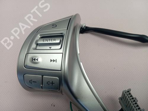 Steering wheel controls NISSAN NAVARA NP300 (D40) | BP32197741E15