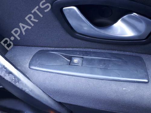 Used Right front window switch RENAULT MEGANE III Hatchback (BZ0/1_, B3_) [2008-2026]  30370203