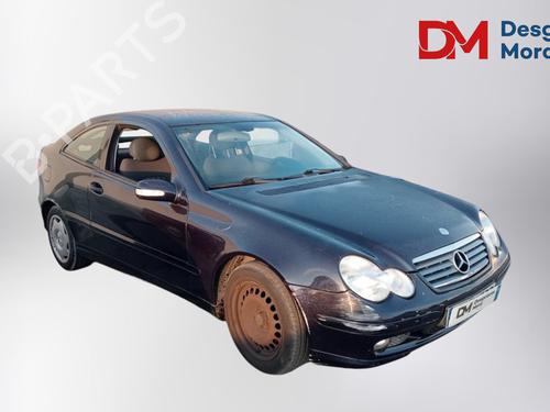 Brugte MERCEDES-BENZ C-CLASS (W203) C 180 (203.035) (129 hp) 3501606