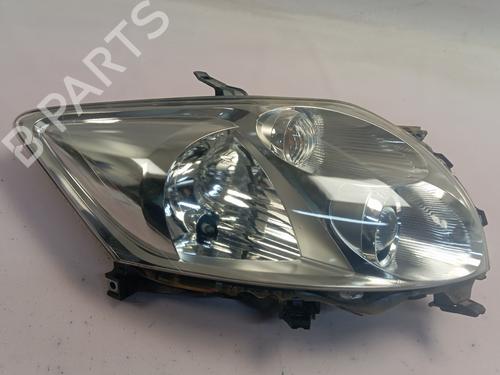 right-headlight-toyota-auris-_e15_-2006-2007-2008-2009-2010-2011-2012-2013-31940871 main image