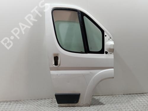 Used Right front door Right front door 38087459 38087459