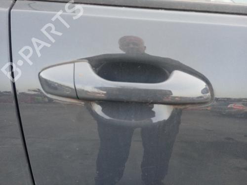 Used Front right exterior door handle KIA STONIC (YB) 1.0 T-GDi (101 hp) 12675481