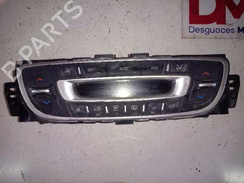 Used Climate control RENAULT MEGANE III Hatchback (BZ0/1_, B3_) 1.5 dCi (106 hp) 30370508