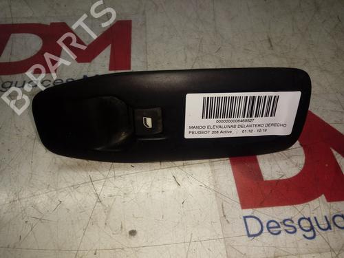 Used Right front window switch PEUGEOT 208 I (CA_, CC_) [2012-2021]  30372607