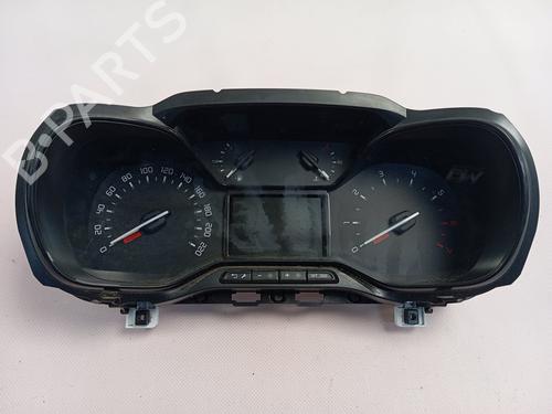Used Instrument cluster Instrument cluster 37402932 37402932