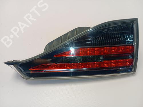 right-tailgate-light-lexus-ct-zwa10_-2010-39977459 main image