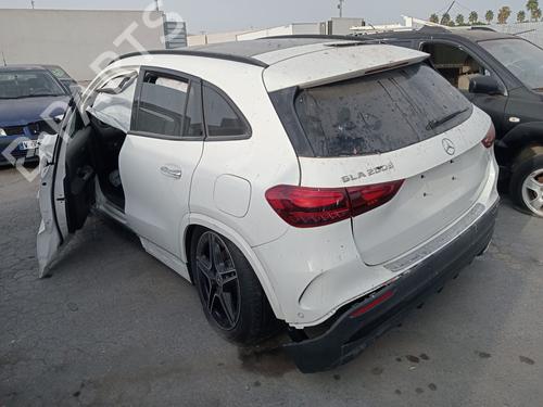 Middle console MERCEDES-BENZ GLA (H247) GLA 200 d (247.712) | BP38285613I22 - Image 13