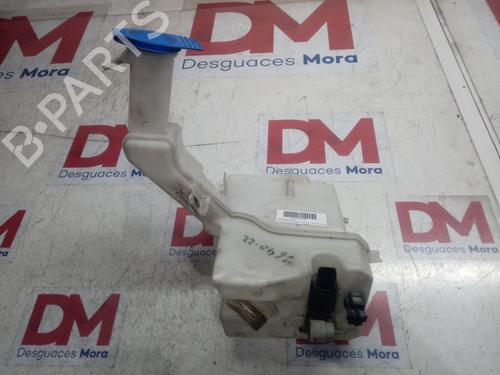 Used Windscreen washer tank VW PASSAT B7 Variant (365) [2010-2015]  13004583