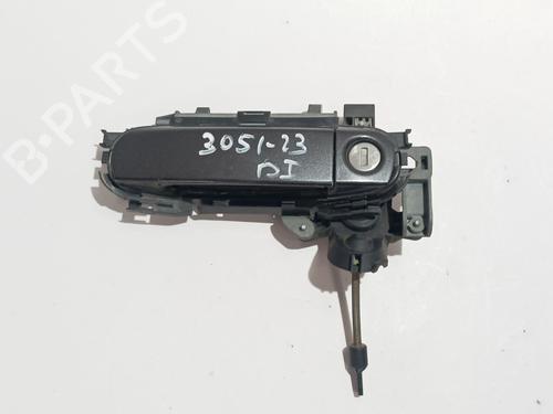 Used Front left exterior door handle Front left exterior door handle AUDI A4 B7 (8EC) 2.0 TDI (140 hp) 33958626 33958626