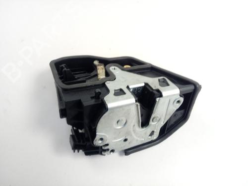 Rear right lock BMW 5 Touring (F11) 520 d 7229460 |
