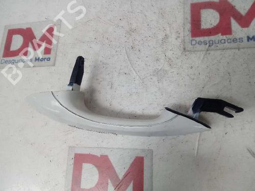 Front left exterior door handle BMW 5 Touring (F11) 530 d | BP12644746C128 