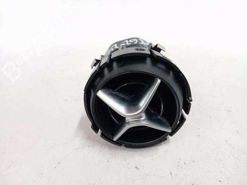 Used Air vent MERCEDES-BENZ GLA-CLASS (X156) [2013-2022]  22702165