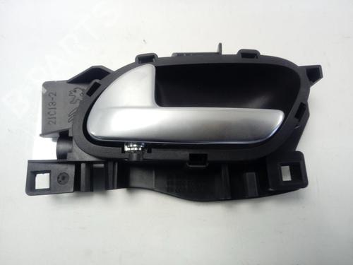 Used Front left interior door handle Front left interior door handle DS DS 4 / DS 4 CROSSBACK (NX_) 1.6 THP 165 (165 hp) 40103203 40103203