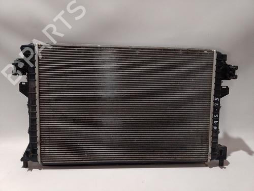 Used Water radiator Water radiator 37601852 37601852