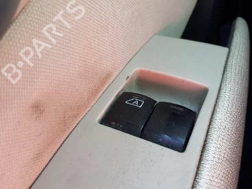 Used Left front window switch NISSAN MICRA III (K12) 1.5 dCi (86 hp) 13091754