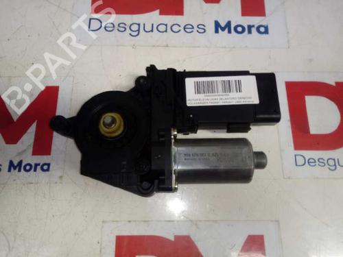 Used Right front window motor VW PASSAT B5.5 Variant (3B6) 1.9 TDI (130 hp) 12840370