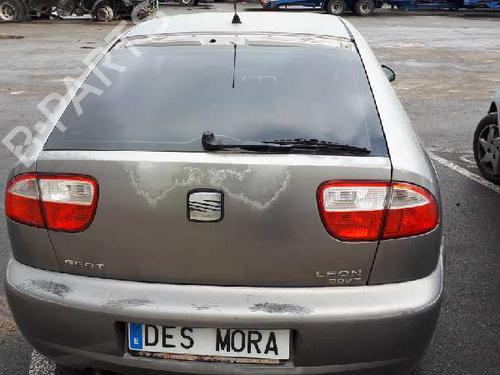 Right front fog light SEAT LEON (1M1)  | BP18490994C31 