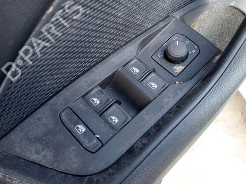 Right tailgate light SKODA OCTAVIA IV Combi (NX5, PV5) 1.0 TSI e-TEC | BP30914049C80  - Image 12