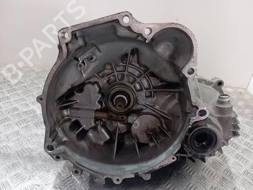 Gearkasse MITSUBISHI LANCER IV Hatchback (C6_A, C7_A) 1.5 12V (C62A) (90 hp) 28589070