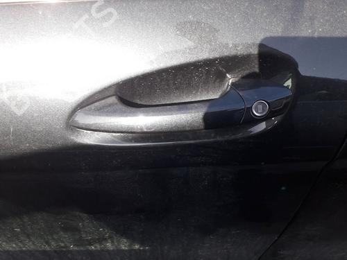 Venstre foran utvendig håndtak MERCEDES-BENZ C-CLASS (W204) [2007-2015]  13077083
