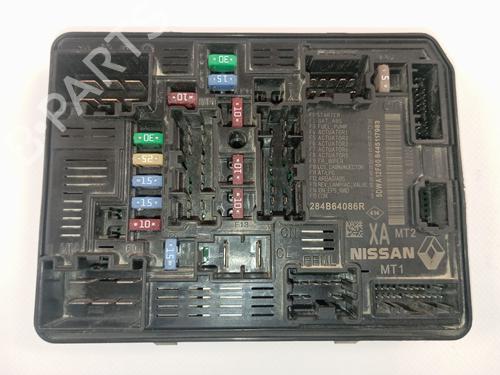 Used Fuse box Fuse box 37792482 37792482