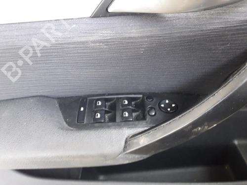 Used Left front window switch BMW X1 (E84) xDrive 18 d (143 hp) 13742743