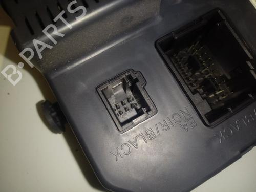 Fuse box PEUGEOT 308 I (4A_, 4C_)  | BP17702789E1 