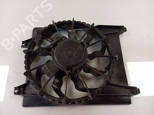 Used Radiator fan HYUNDAI SANTA FÉ II (CM) [2005-2015]  22522695