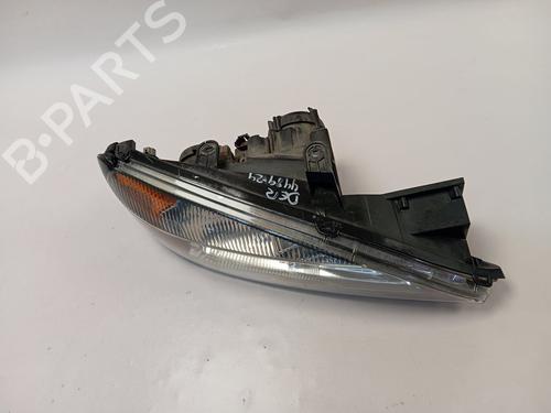 Right headlight NISSAN PRIMERA Hatchback (P11) 2.0 16V | BP22611778C29 