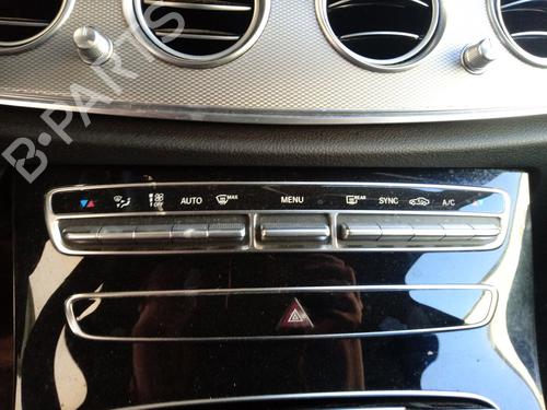 Used Climate control MERCEDES-BENZ E-CLASS (W213) E 200 d (213.013) (150 hp) 15559839