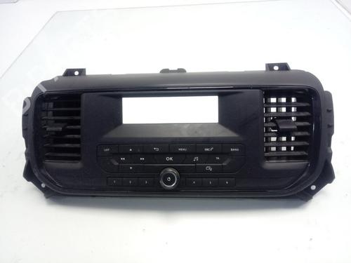 Used Radio PEUGEOT EXPERT Van (VF3A_, VF3U_, VF3X_) [2007-2025]  17169411