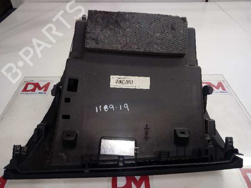 Used Glove box VOLVO XC60 I SUV (156) D5 AWD (185 hp) 16982168
