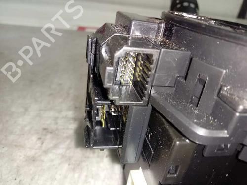 Headlight switch TOYOTA YARIS (_P13_) 1.5 Hybrid (NHP130_, NHP130) | BP16829020I24 