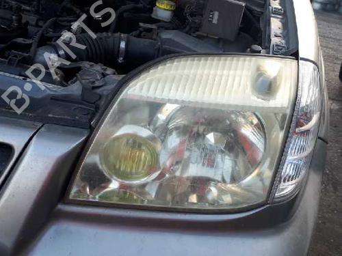 Used Left headlight NISSAN X-TRAIL I (T30) [2001-2013]  30370296