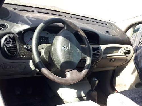 Lyskaster venstre RENAULT SCÉNIC I MPV (JA0/1_, FA0_) 1.9 dCi RX4 | BP12665448C28