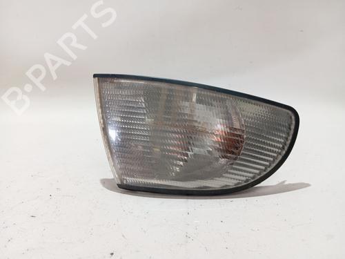 Blinklys foran høyre AUDI A4 B5 (8D2) 1.9 TDI quattro (110 hp) 30570771