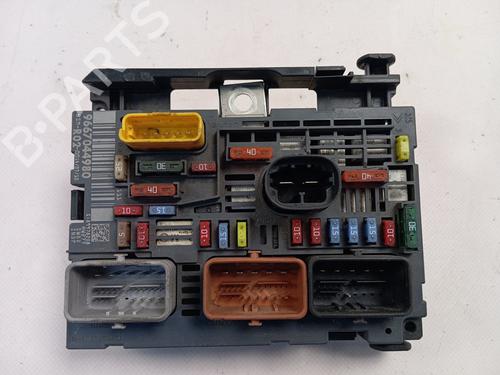 Used Fuse box CITROËN C5 III (RD_) [2008-2017]  31337670