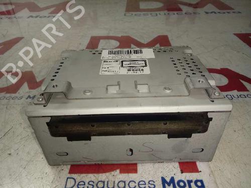 Radio FORD FIESTA VI (CB1, CCN) 1.4 TDCi (70 hp) 30371576